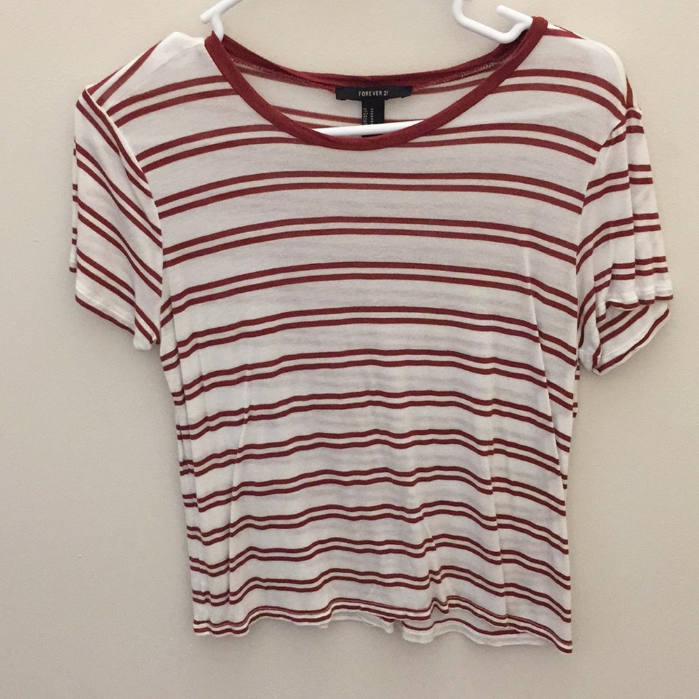 F21 Crop Top Tee